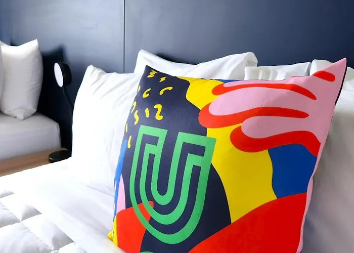 Urban Lounge Sleepery, Surestay Collection By Bw