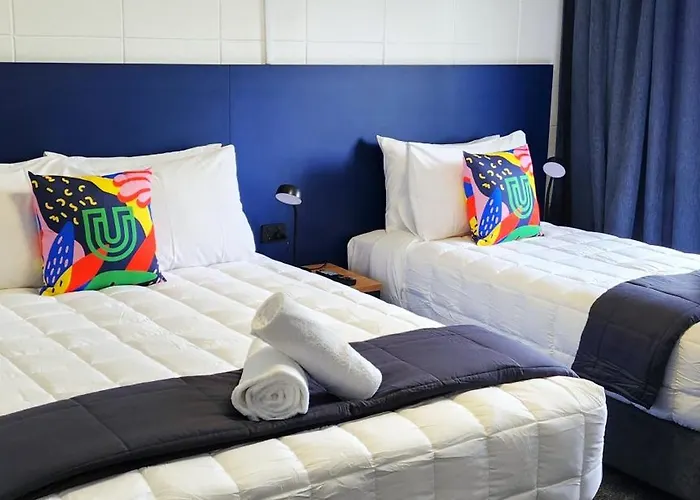 Urban Lounge Sleepery, Surestay Collection By Bw