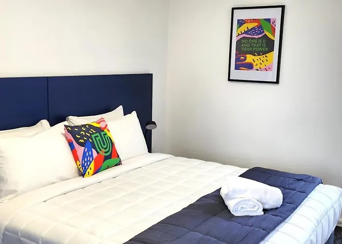 Urban Lounge Sleepery, Surestay Collection By Bw 4*