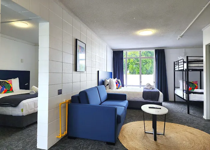 Urban Lounge Sleepery, Surestay Collection By Bw